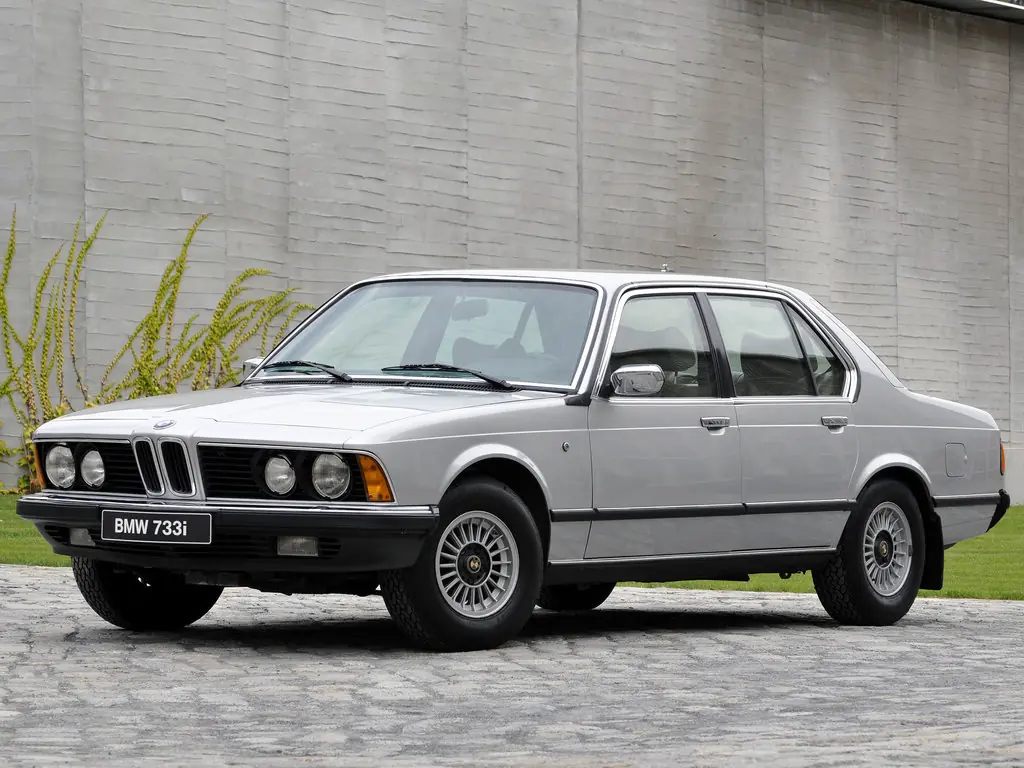 BMW 7-Series (E23) 1 поколение, седан (05.1977 - 04.1983)